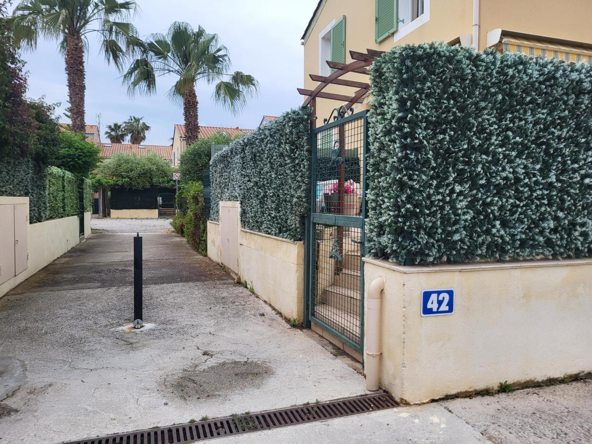 Mazet Climatise Rdj Plages Parking Wifi Gratuit La Londe-les-Maures Ngoại thất bức ảnh